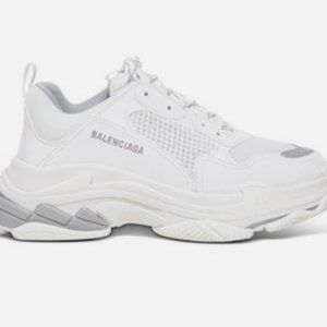 BALENCIAGA Kids Triple S Sneakers size 33 1.5